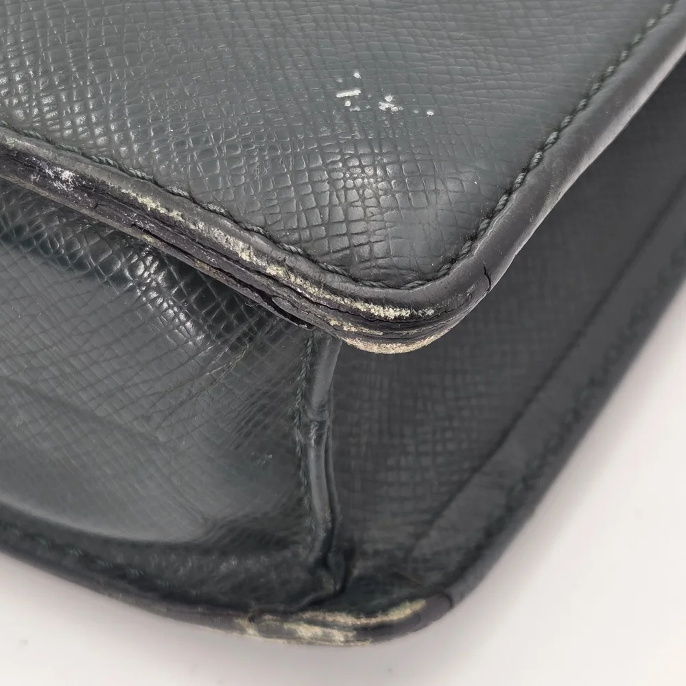 Louis Vuitton Epicea Taiga Serviette Kourad Briefcase VI0984